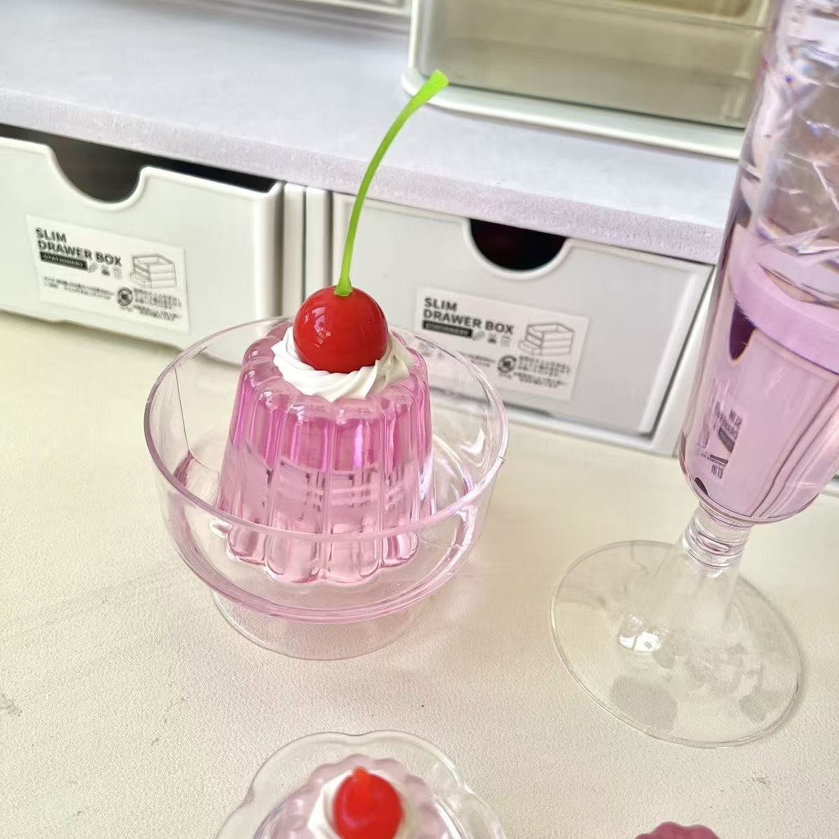 紫昭和風茶飾り古代桜ソーダゼリーキーホルダー接着剤完成品 2 - Chocolate Snack のレビューと価格